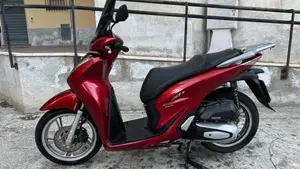 Honda SH 150i (2020 - 23)  (2)
