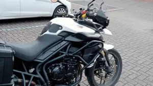 Triumph Tiger 800 ABS (2010 - 14)  (7)