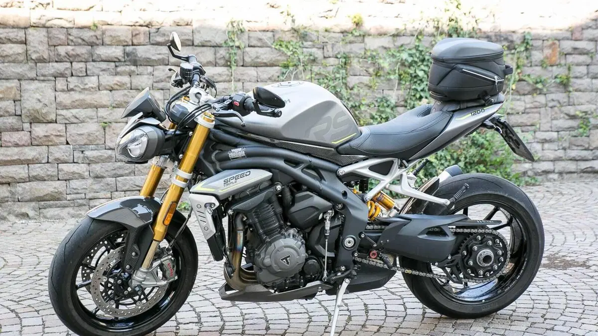 Triumph Speed Triple 1200 RS (2021 - 24)  (2)