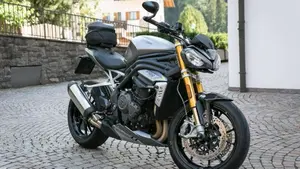 Triumph Speed Triple 1200 RS (2021 - 24)  (5)