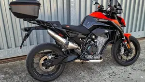 KTM 890 Duke (2021 - 23)  (2)