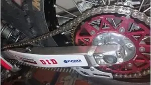 Honda CRF 250R (2021)  (3)