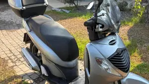 Honda SH 150i (2005 - 08)  (4)