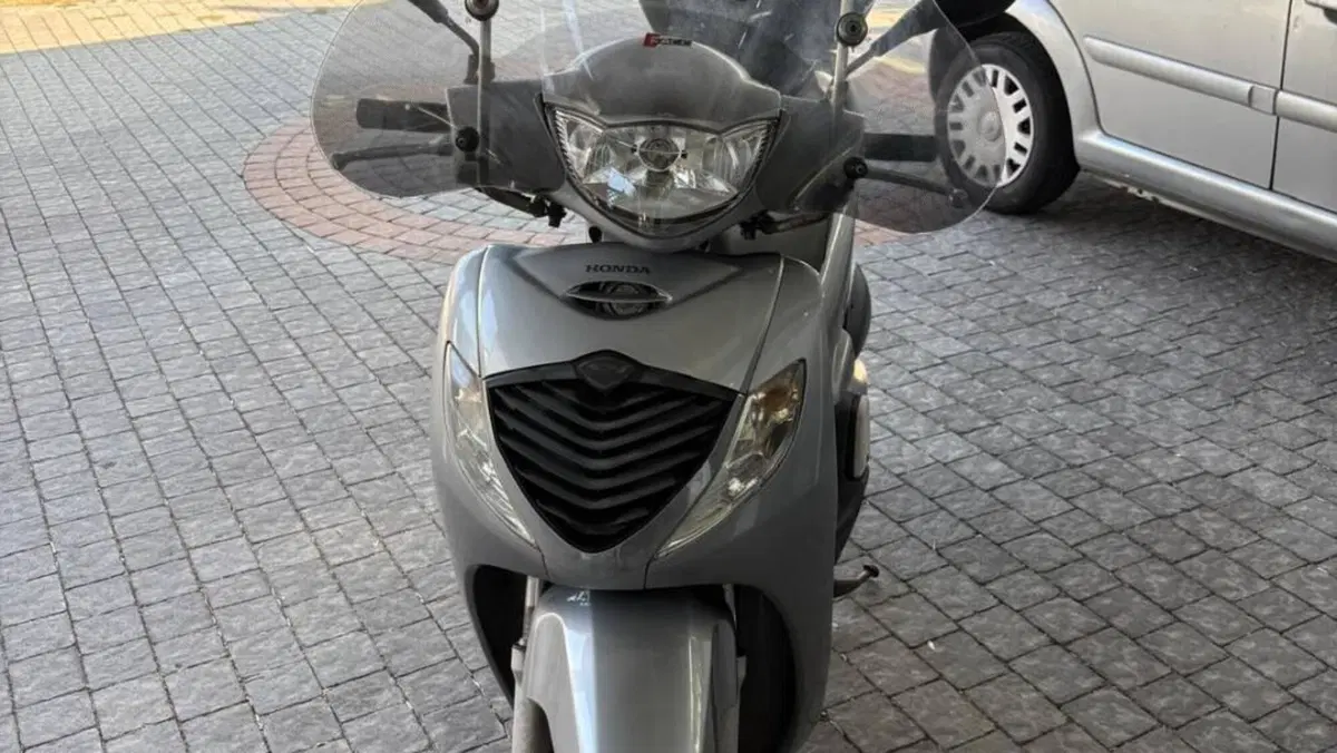 Honda SH 150i (2005 - 08)  (5)
