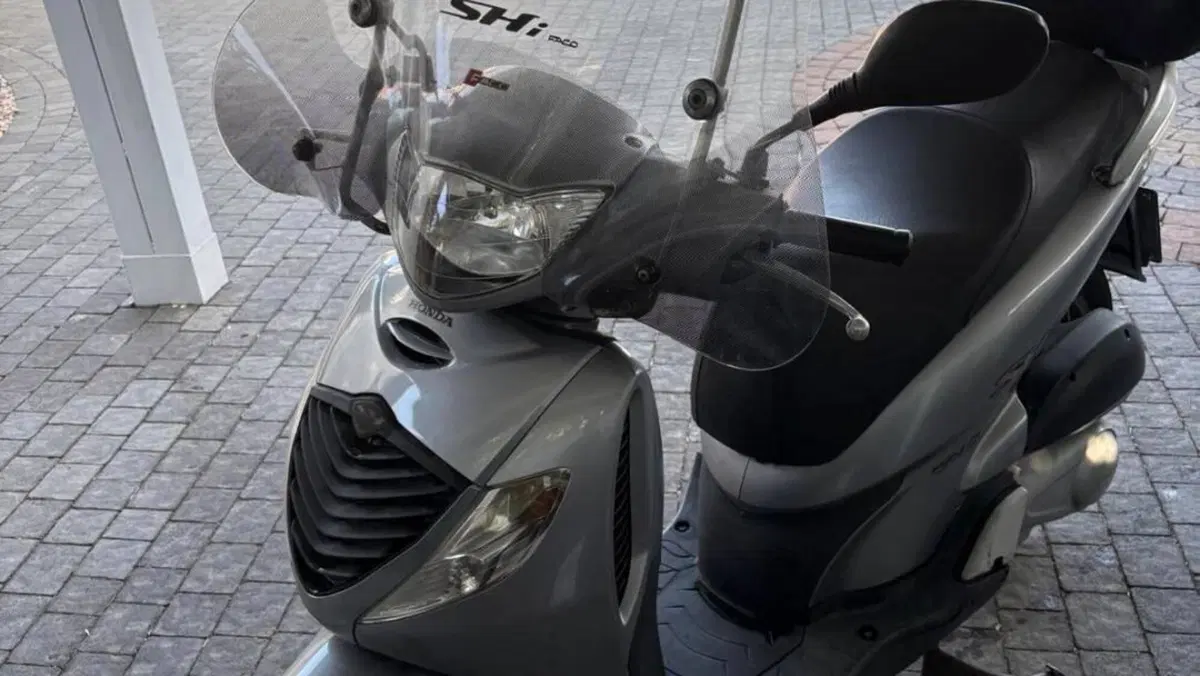 Honda SH 150i (2005 - 08)  (6)