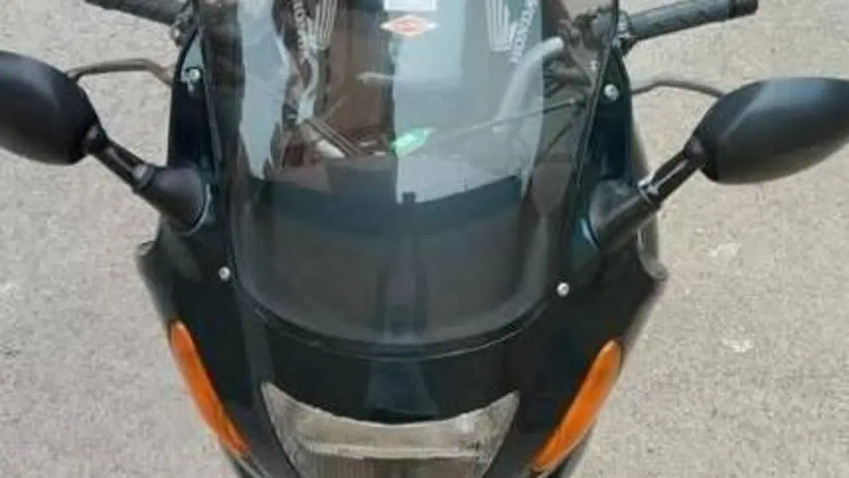 Honda   (4)