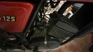 Laverda LZ 125  (5)