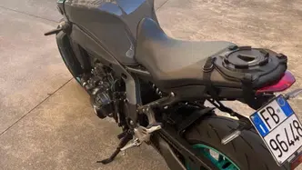 Yamaha MT-09 (2021 - 23) usata