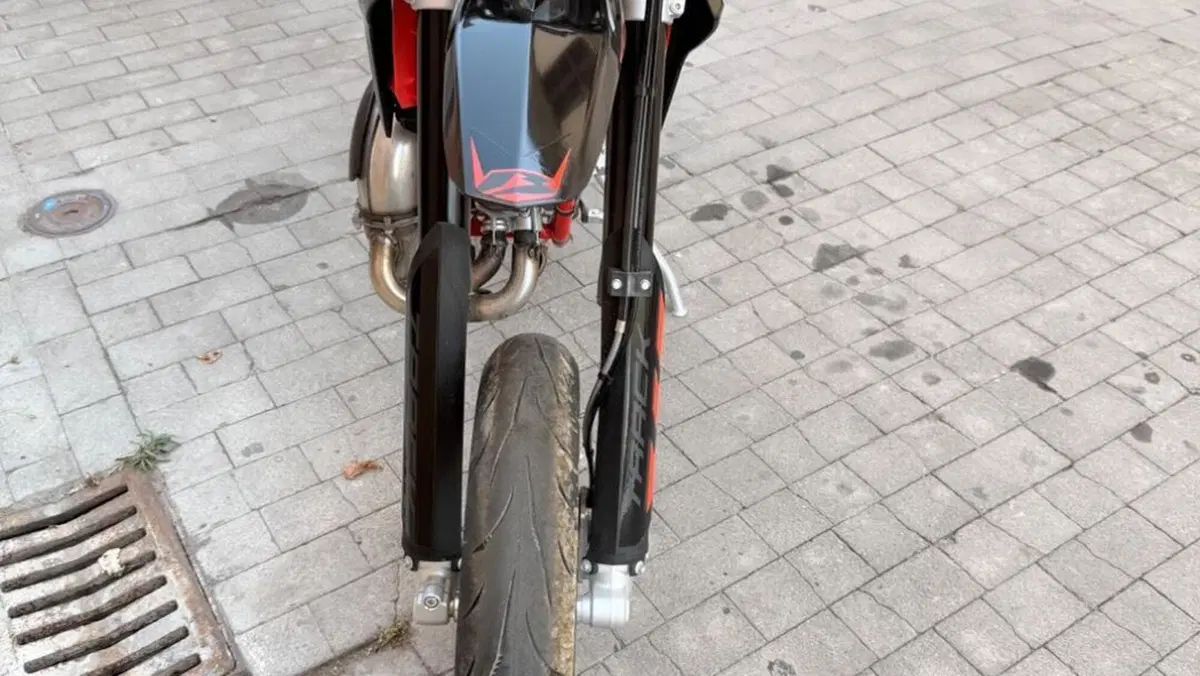Betamotor RR 50 Motard - X Special Edition (2024 - 26)  (3)
