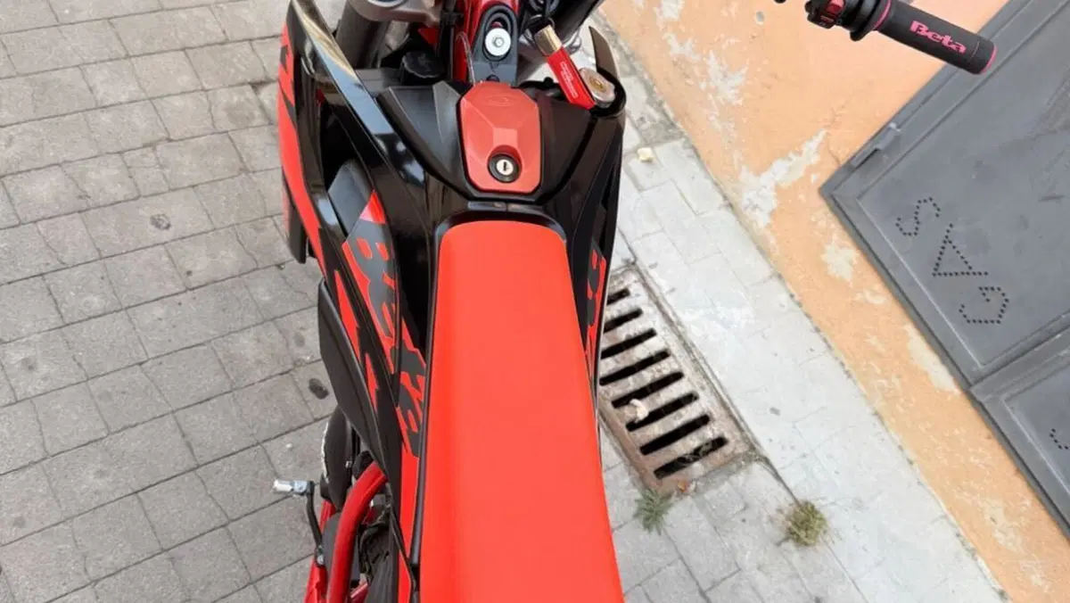 Betamotor RR 50 Motard - X Special Edition (2024 - 26)  (4)