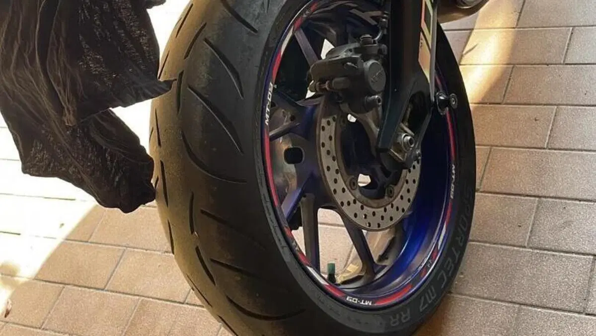 Yamaha MT-09 (2013 - 15)  (3)