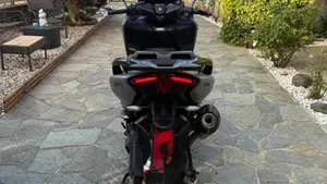 Yamaha T-Max 560 (2020 - 21)  (4)