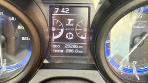 Yamaha T-Max 560 (2020 - 21)  (6)