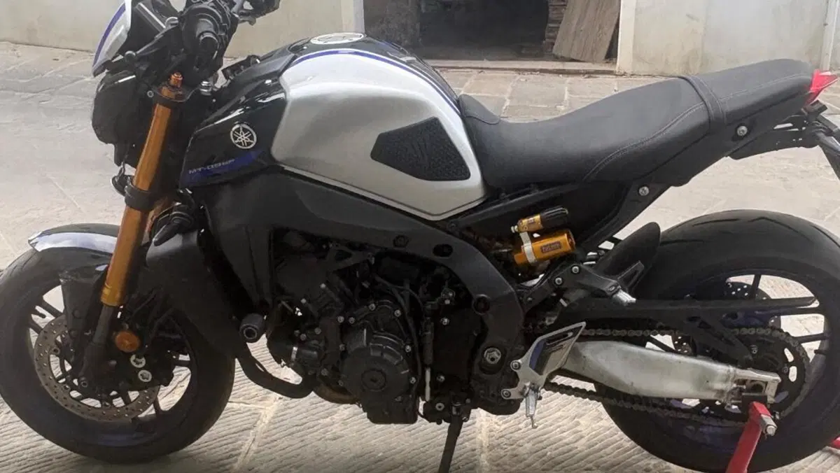 Yamaha MT-09 SP (2021 - 23)  (2)