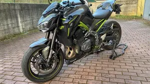 Kawasaki Z 900 (2017 - 18)  (3)