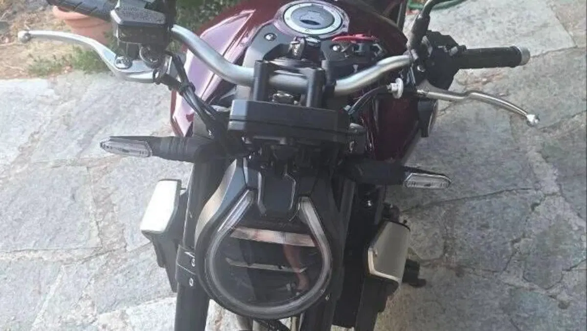 Honda CB 1000 R (2021 - 25)  (10)