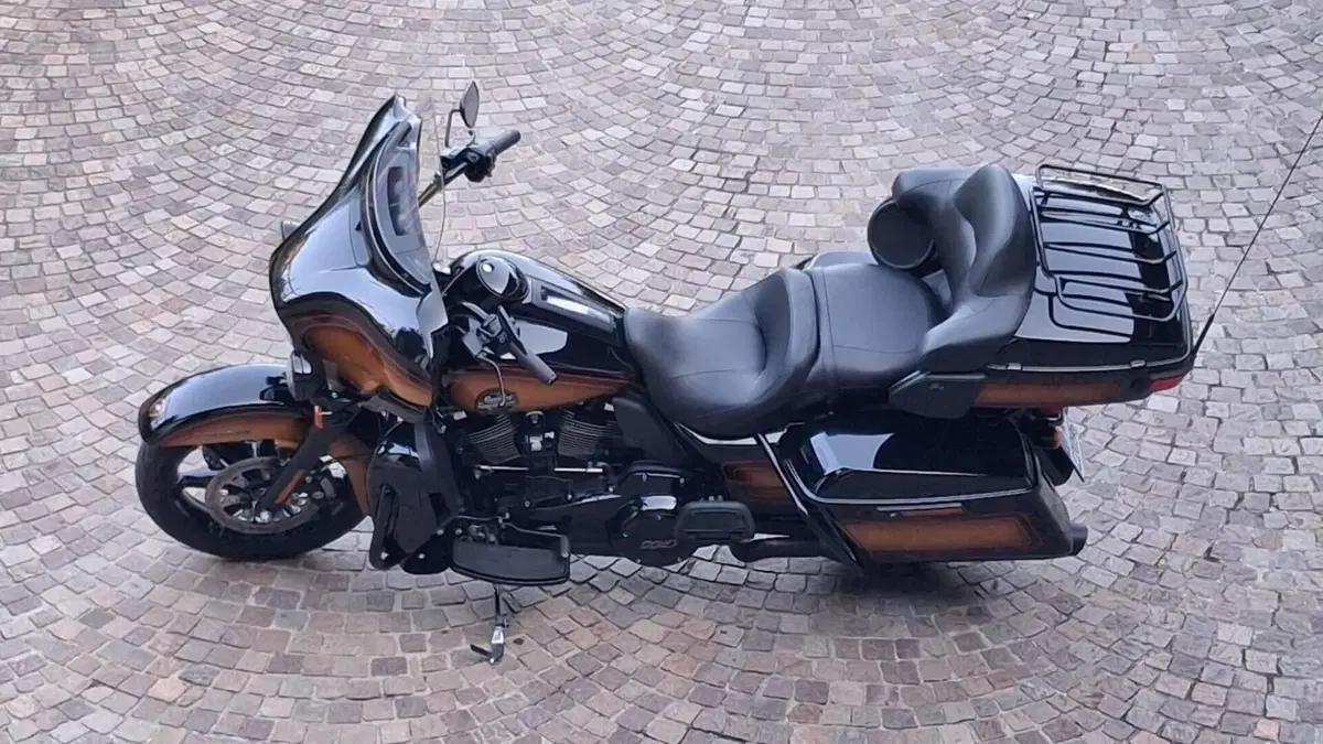 Harley-Davidson Ultra Limited (2022 - 25)  (2)
