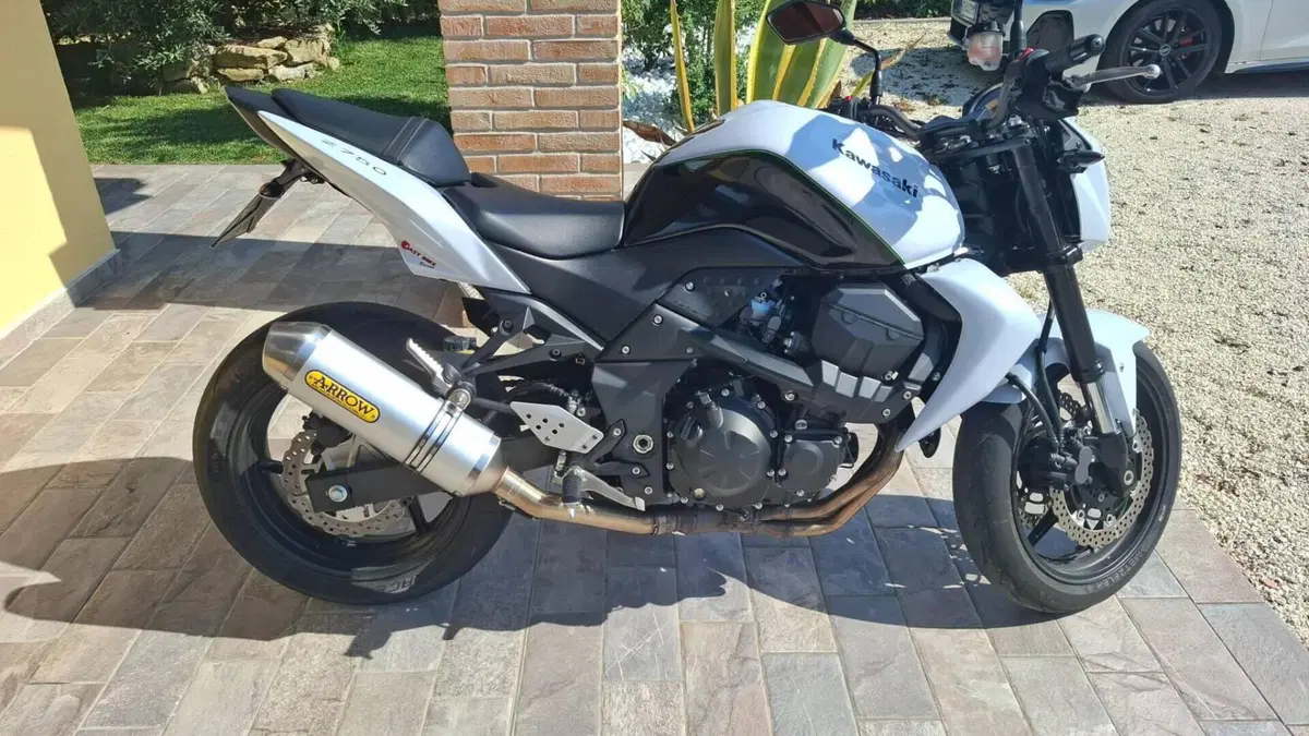 Kawasaki Z 750 (2007 - 14) 