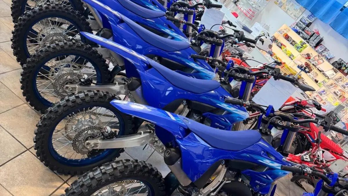 Yamaha YZ 125 (2027)  (3)