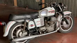 Moto Guzzi   (4)