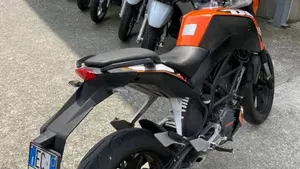 KTM 125 Duke ABS (2013 - 16)  (2)