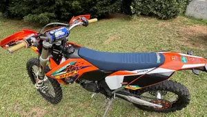 KTM 125 EXC (2011)  (5)