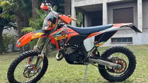 KTM 125 EXC (2011)  (7)