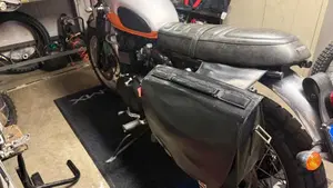 Triumph Scrambler (2006 - 17)  (4)