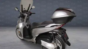 Honda SH 300 i ABS (2016 - 20)  (4)