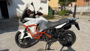 KTM 1290 Super Adventure (2015 - 16)  (2)