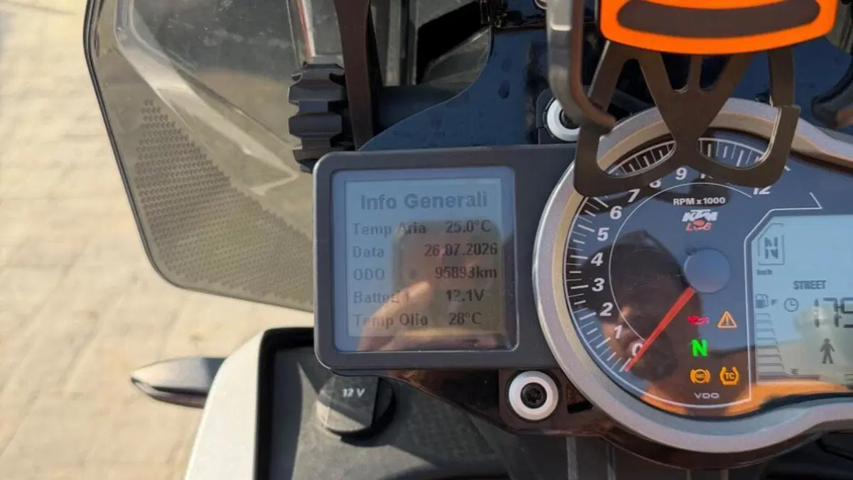 KTM 1290 Super Adventure (2015 - 16)  (4)