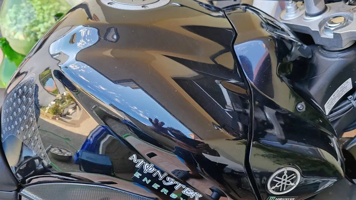 Yamaha FZ1 (2006 - 16) 