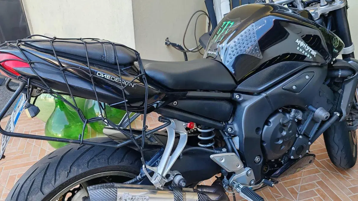 Yamaha FZ1 (2006 - 16)  (3)