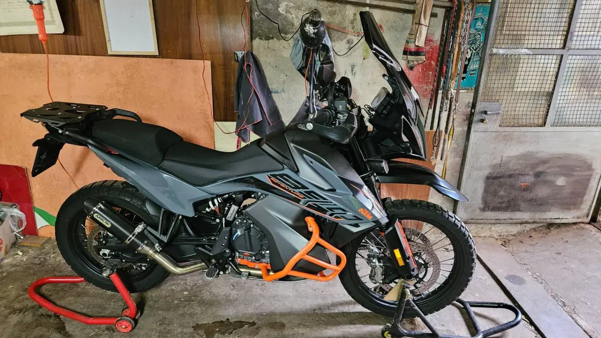 KTM 890 Adventure (2021)  (7)