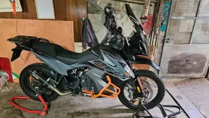 KTM 890 Adventure (2021)  (7)