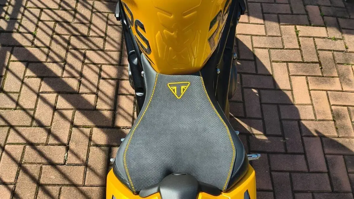 Triumph Speed Triple 1200 RS (2021 - 24)  (6)