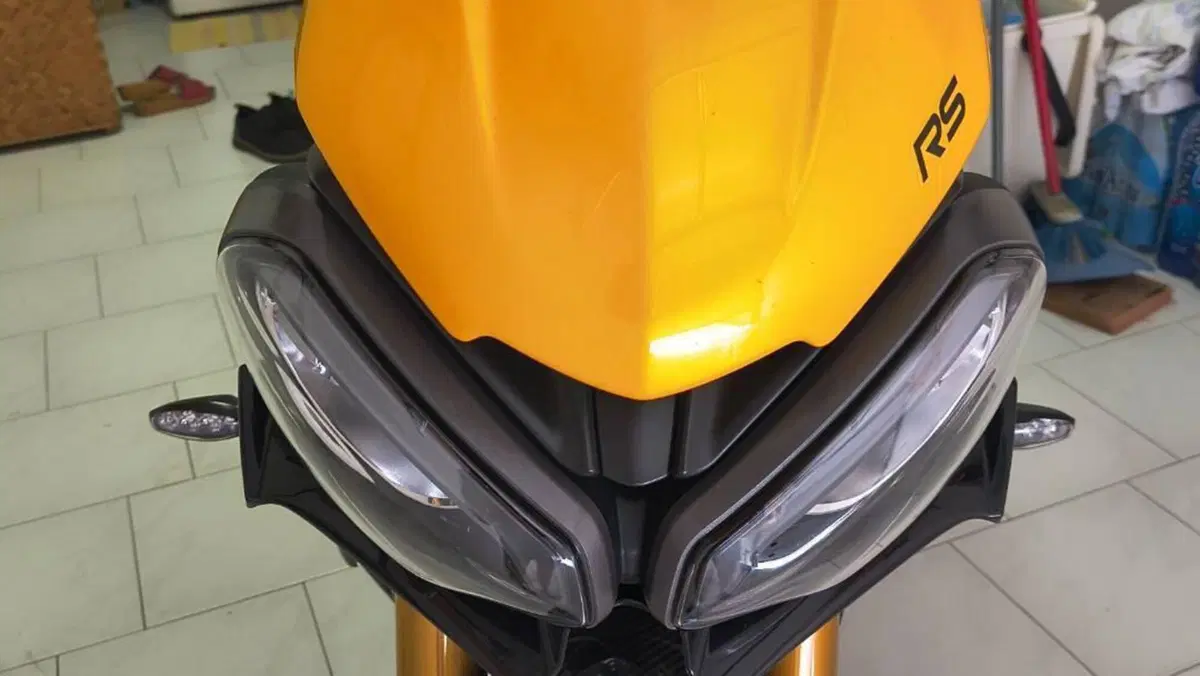 Triumph Speed Triple 1200 RS (2021 - 24)  (15)