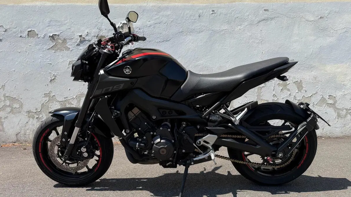 Yamaha MT-09 (2017 - 20)  (3)