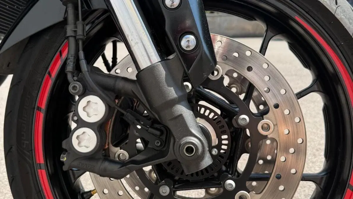 Yamaha MT-09 (2017 - 20)  (6)