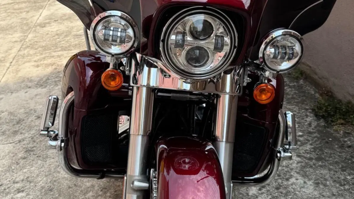 Harley-Davidson 1690 Electra Glide Ultra Classic (2014 - 16) - FLHTCU  (8)