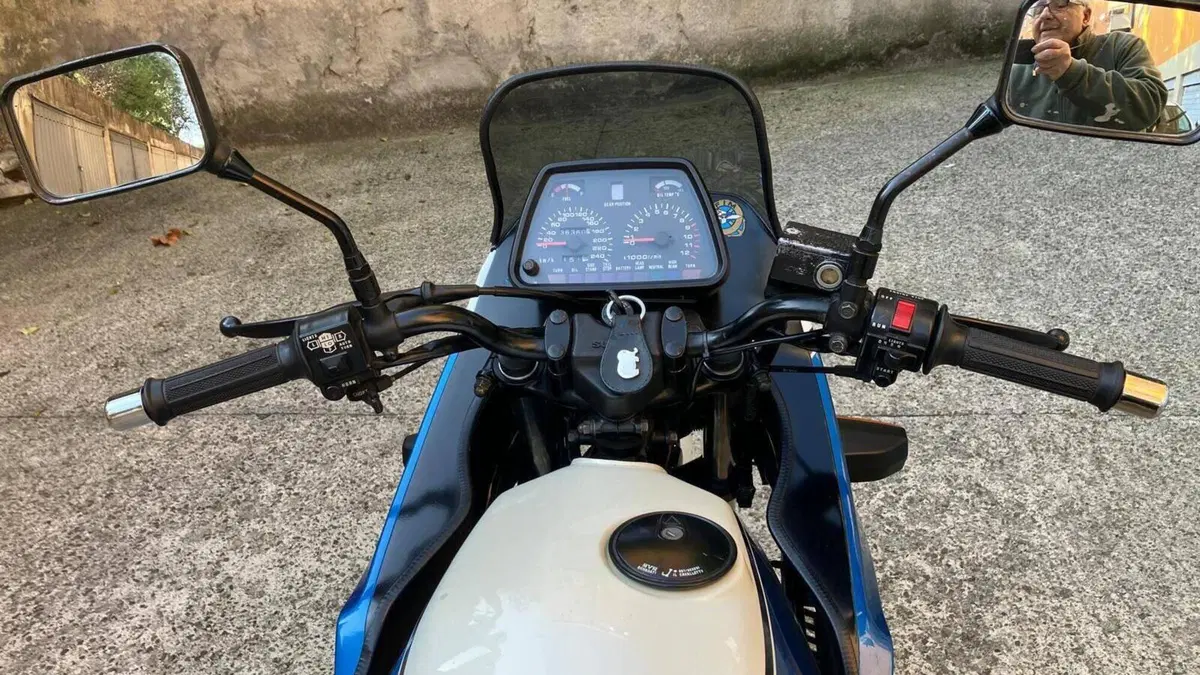 Suzuki GSX 1100 EFE (1985 - 88)  (3)