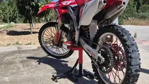 Honda CRF 250R (2008) 