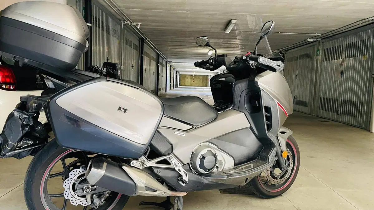 Honda Integra 750 DCT Sport (2017)  (5)