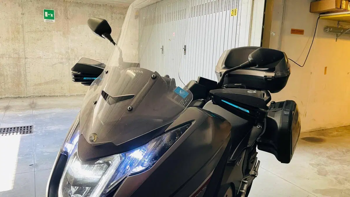 Honda Integra 750 DCT Sport (2017)  (8)