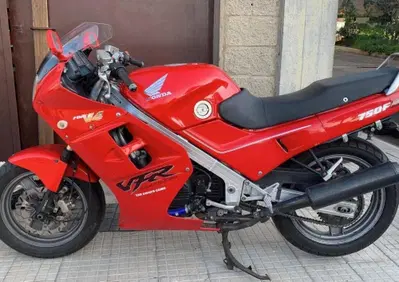 Honda VFR 750 F (1986 - 87) - Annuncio 10084052