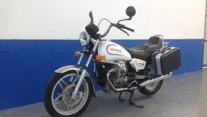 Moto Guzzi V 35 C (1983 - 88)  (3)