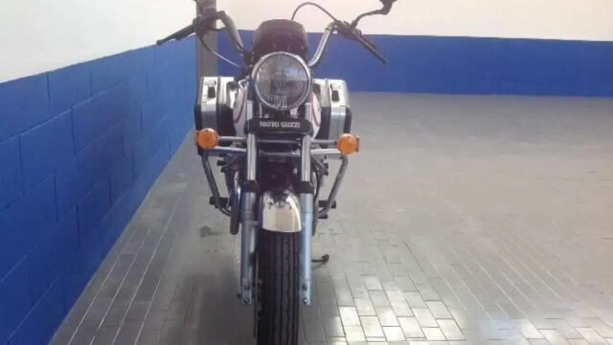 Moto Guzzi V 35 C (1983 - 88)  (4)
