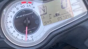 Suzuki V-Strom 650 ABS (2011 - 17)  (4)