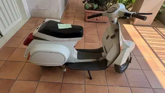 Piaggio Vespa 50 PK usata