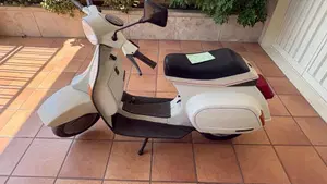 Piaggio Vespa 50 PK  (3)